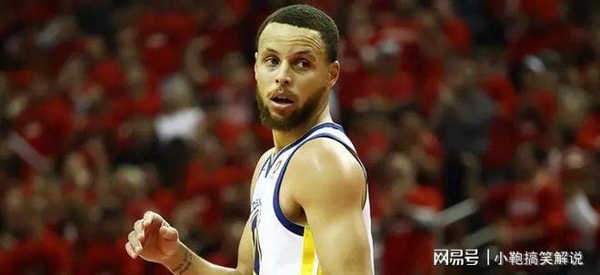 开云体育-比赛规则变更引发热议！，库里在FPX比赛中晋级下一阶段引发球迷热议的简单介绍